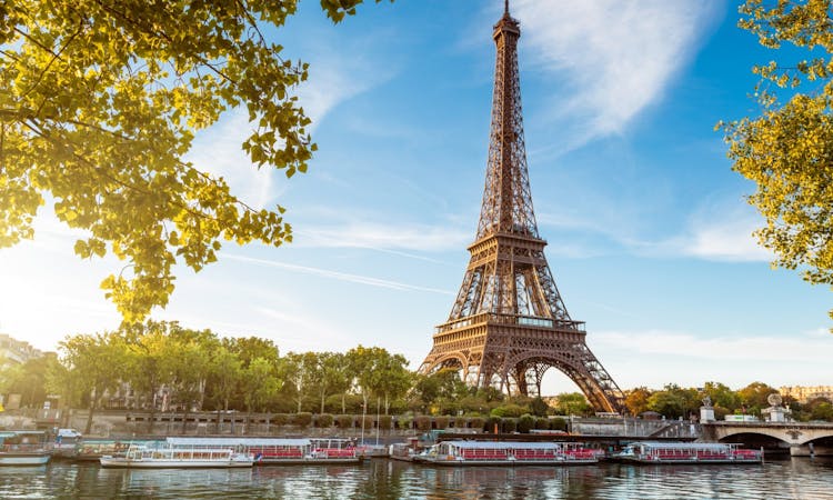 Paris city tour, Seine cruise and Eiffel Tower skip-the-line tickets