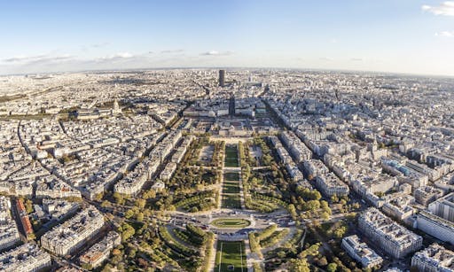 Skip the Line Tickets to the Eiffel Tower with Summit Access and Guided Visit (Day Tour)