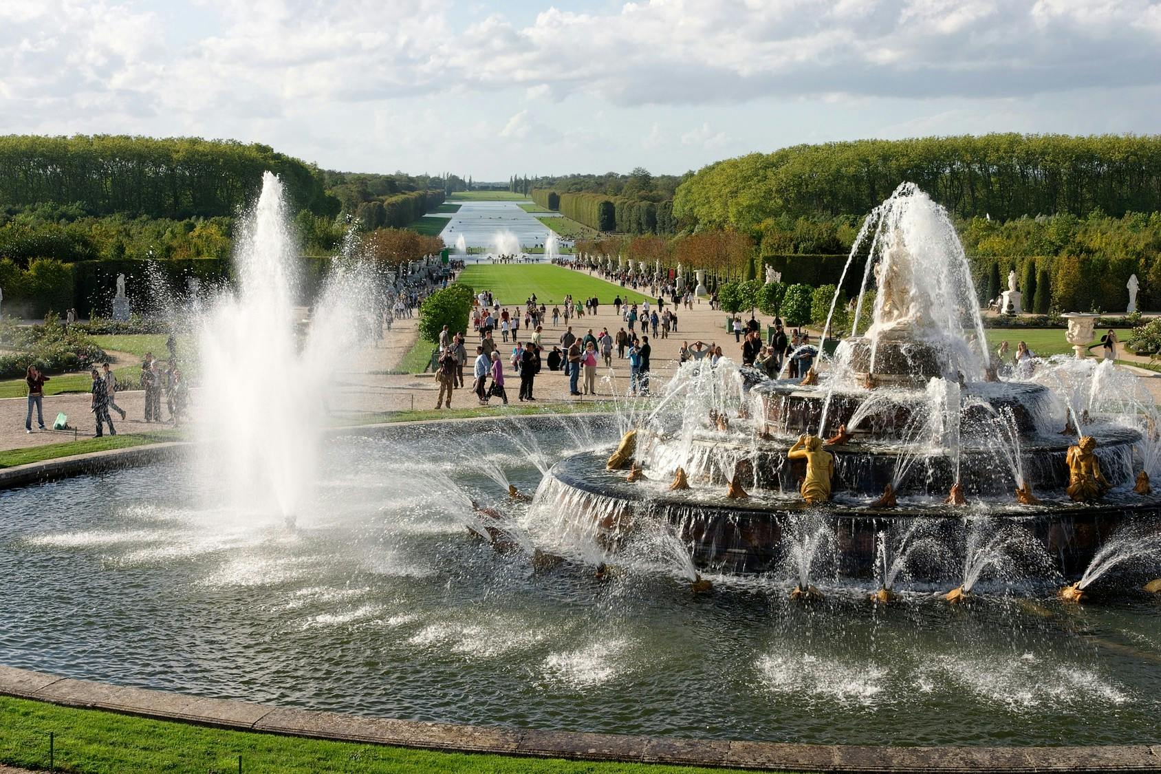 Versailles fountain