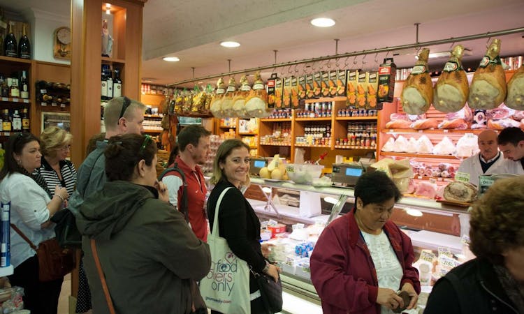 Campo de' Fiori and Travestere Roman food tour
