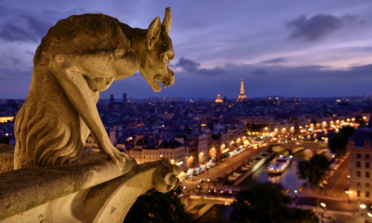 Paris by Night: Illuminations Tour and Moulin Rouge with Champagne