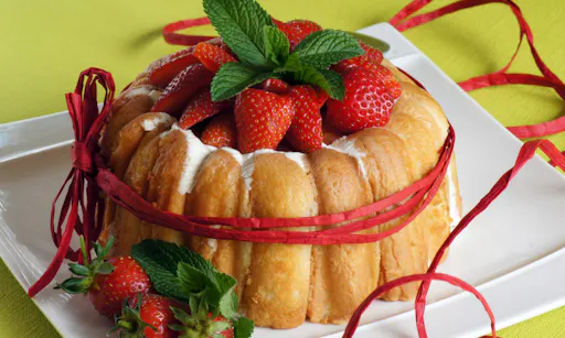 Paris: Market Tour and Cooking Lesson with a French Chef