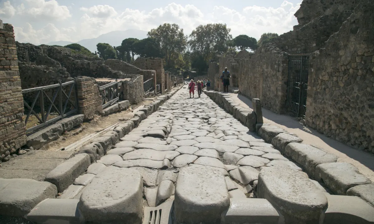 Pompeii: Half-Day Tour from Rome with High Speed Train