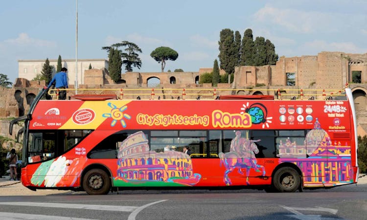 Hop-on hop-off Rome bus tour 24, 48 or 72-hour tickets