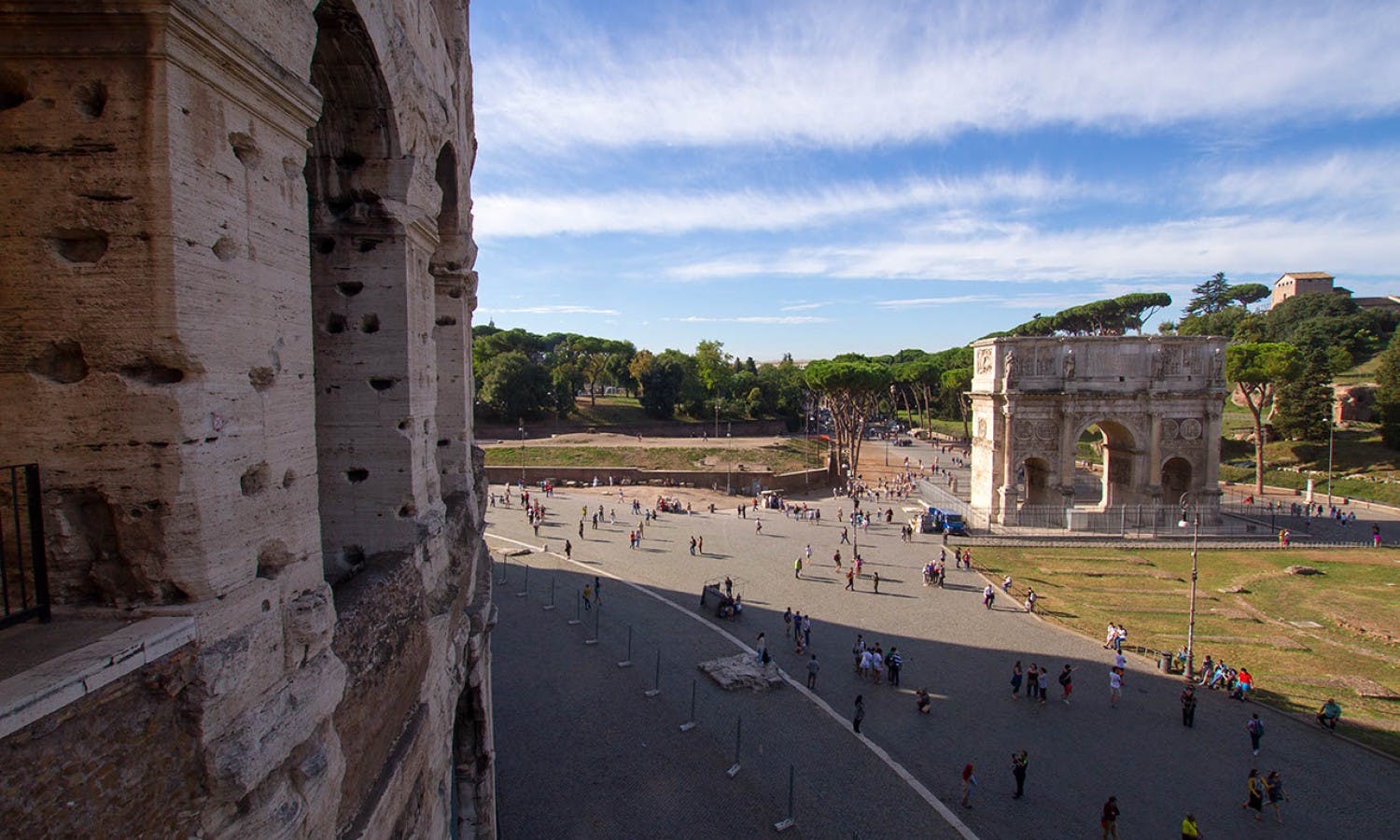 Colosseum, Palatine Hill and Roman Forum: Skip the Line Tickets and Guided Tour for Small Groups