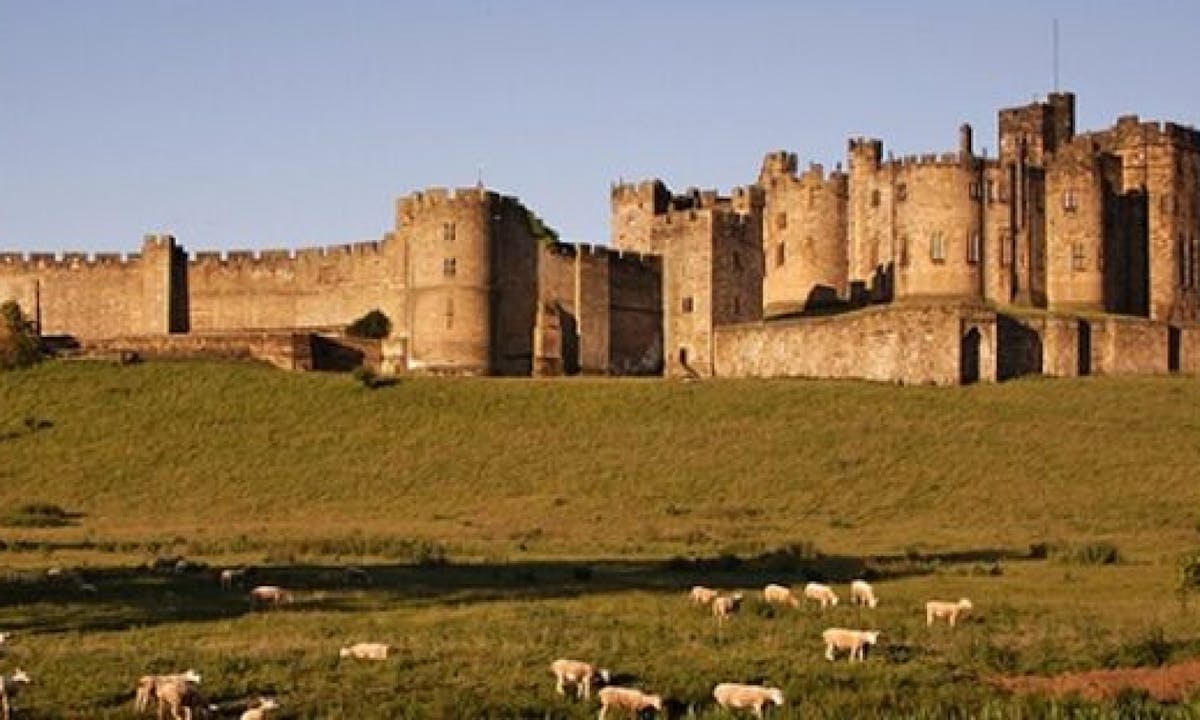 Day Trip to Holy Island, Alnwick Castle & the Kingdom of Northumbria from Edinburgh