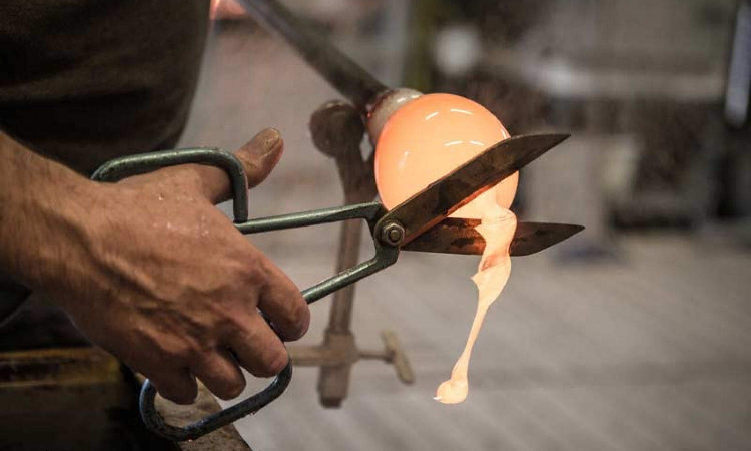 Murano: The Magic Art of Glassblowing Tour from Venice
