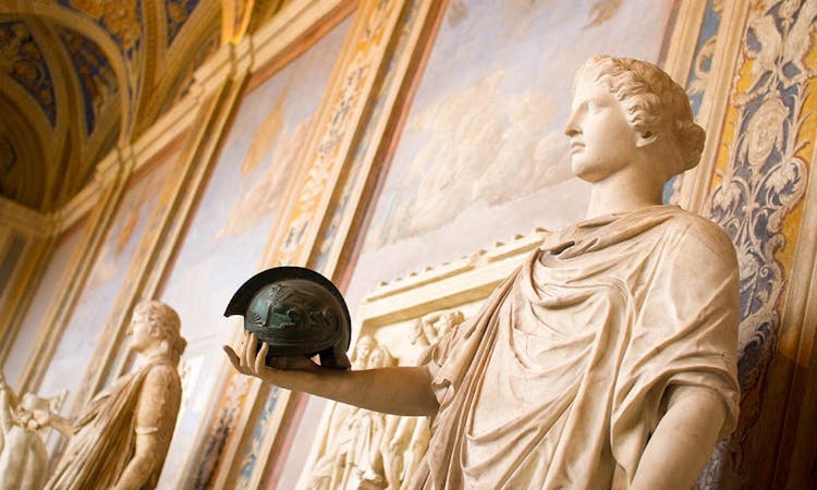 Vatican Museums, Sistine Chapel and St. Peter’s: Skip The Line Tickets with Guided Group Tour (max 14 people)