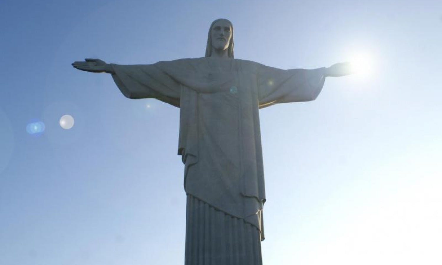 Rio By Day: Corcovado, Christ Statue, Sugar Loaf with Lunch and Show with Dinner
