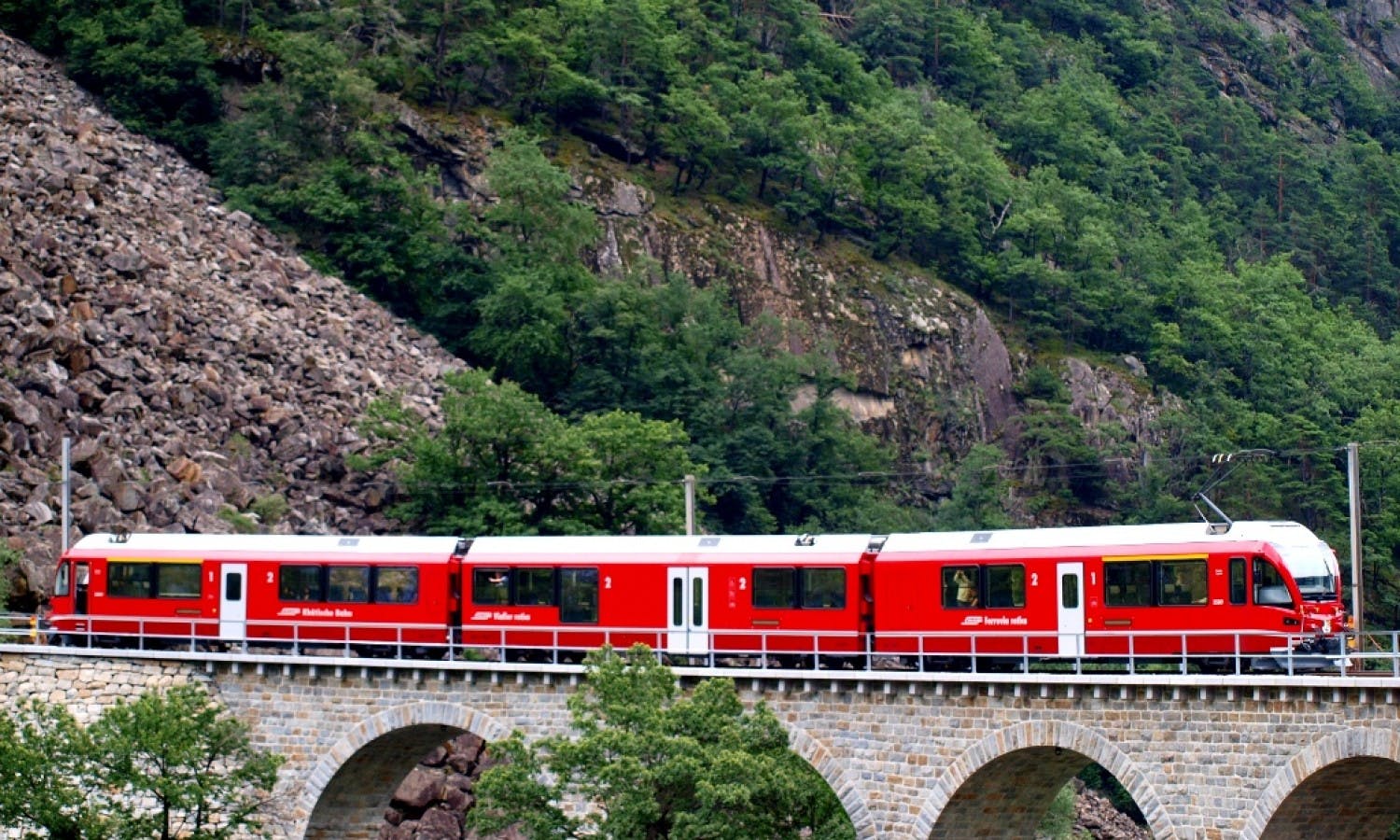 Bernina Express Train: Day Trip to the Swiss Alps