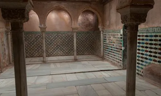 Alhambra,_Granada.jpg
