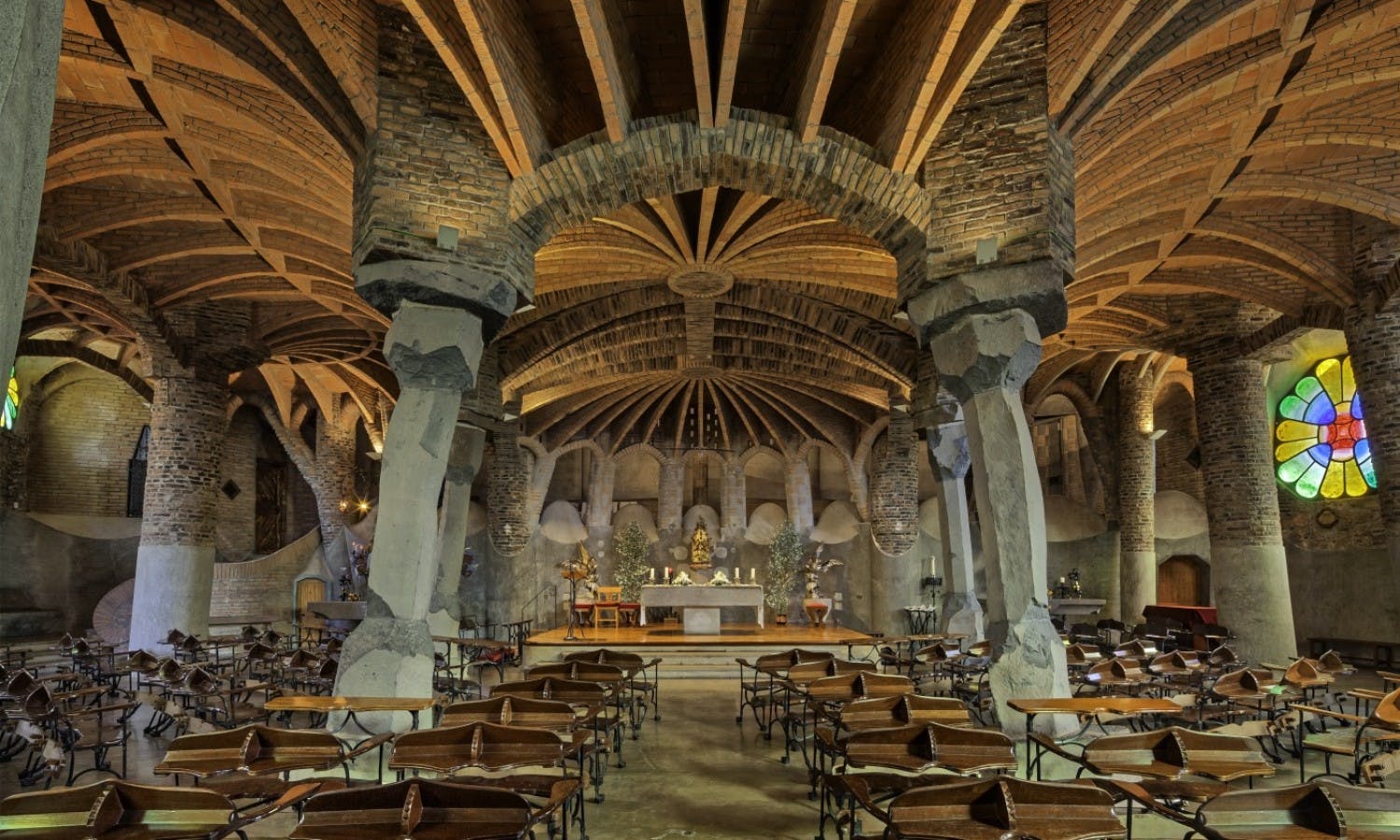 Gaudí Crypt in Colonia Güell - Entrance tickets-2