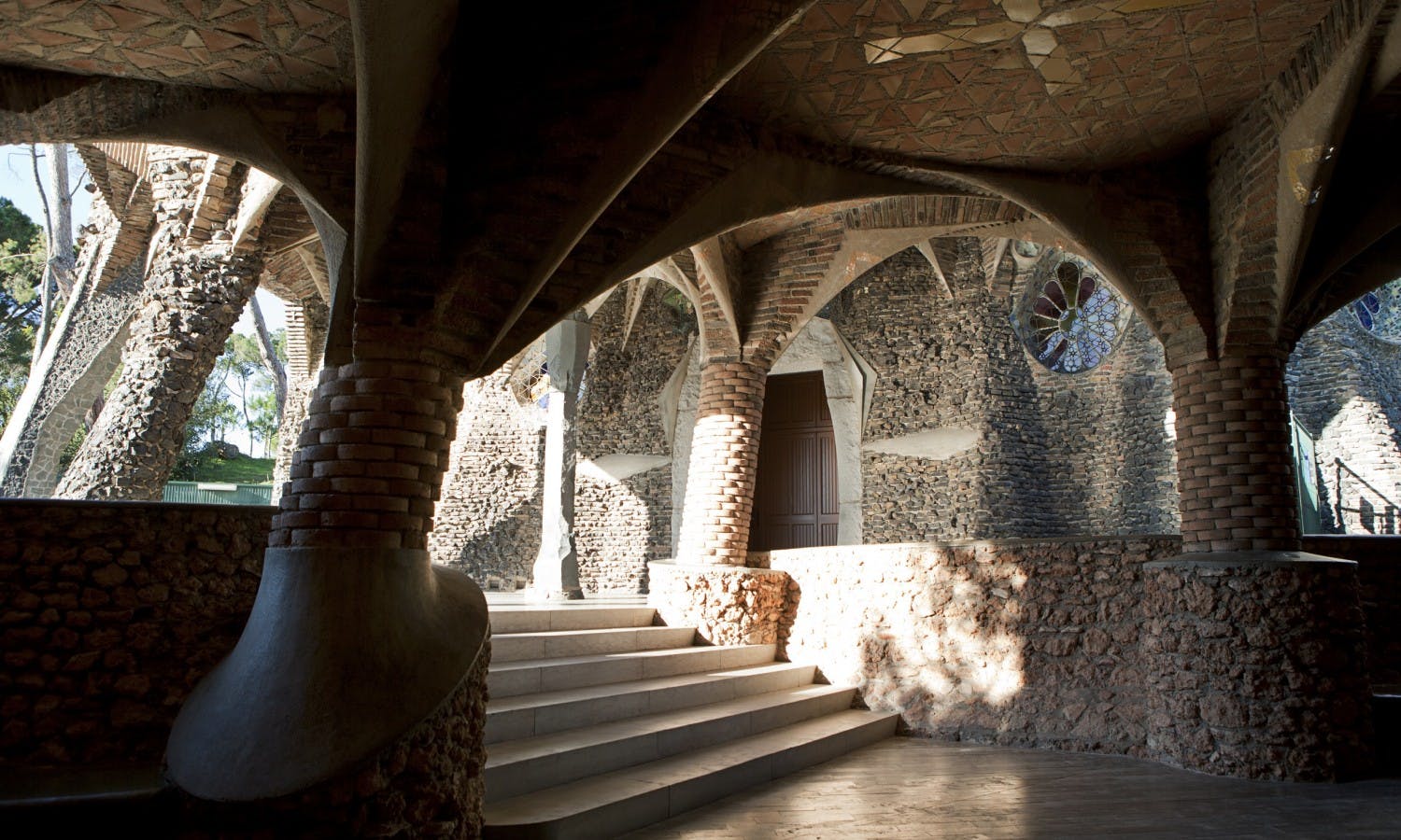 Gaudí Crypt in Colonia Güell - Entrance tickets-3