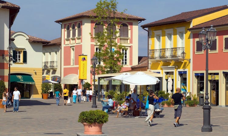 Serravalle Designer Outlet shopping tour from Milan