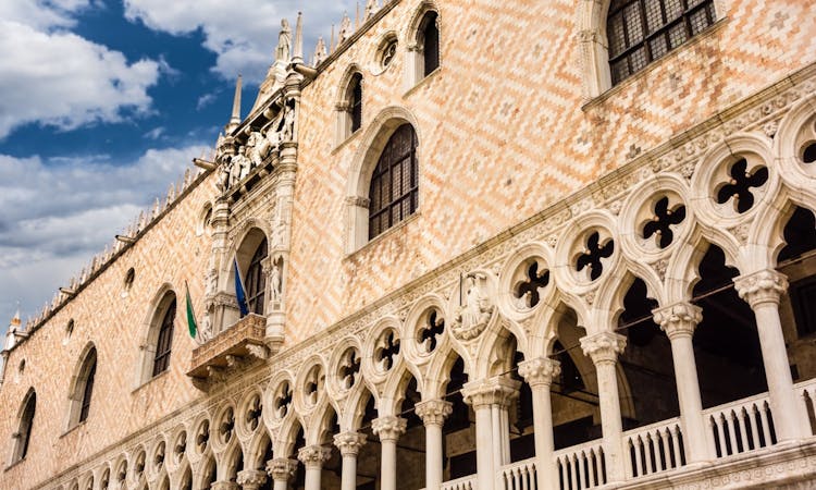 Ducal Venice: morning walking tour with Doge's Palace