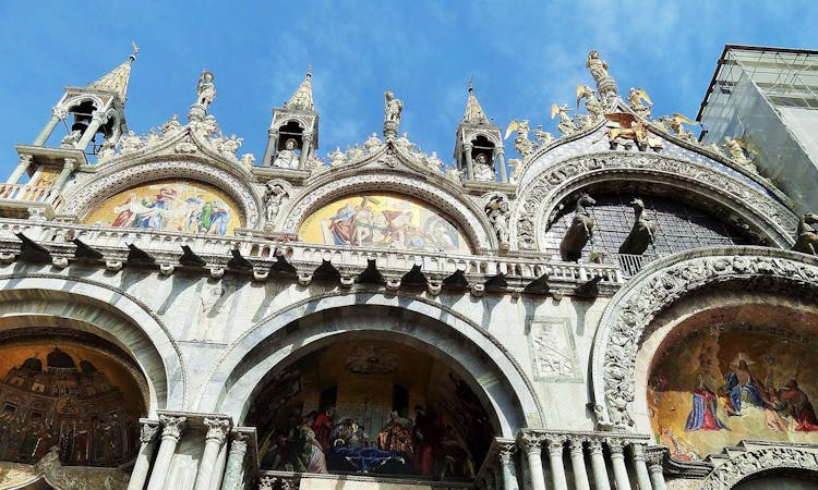 Byzantine Venice walking tour with Saint Mark's Basilica