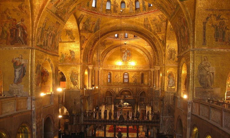 Byzantine Venice walking tour with Saint Mark's Basilica