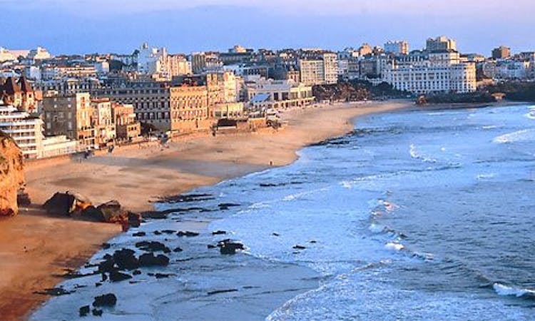 San Sebastian and Biarritz full day tour-3