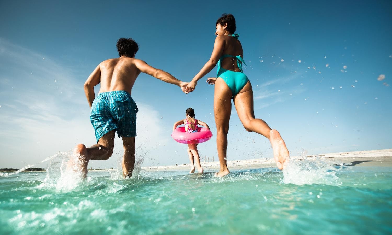 clearwater beach - orlando - splashing family.jpg