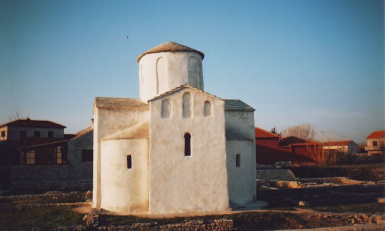 From Zadar: Nin and royal vineyards excursion