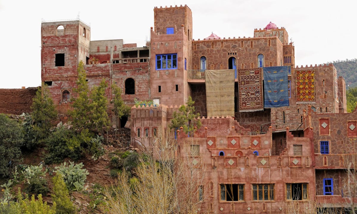 Kasbah typique dans la vallée de l'Ourika, Maroc.jpg