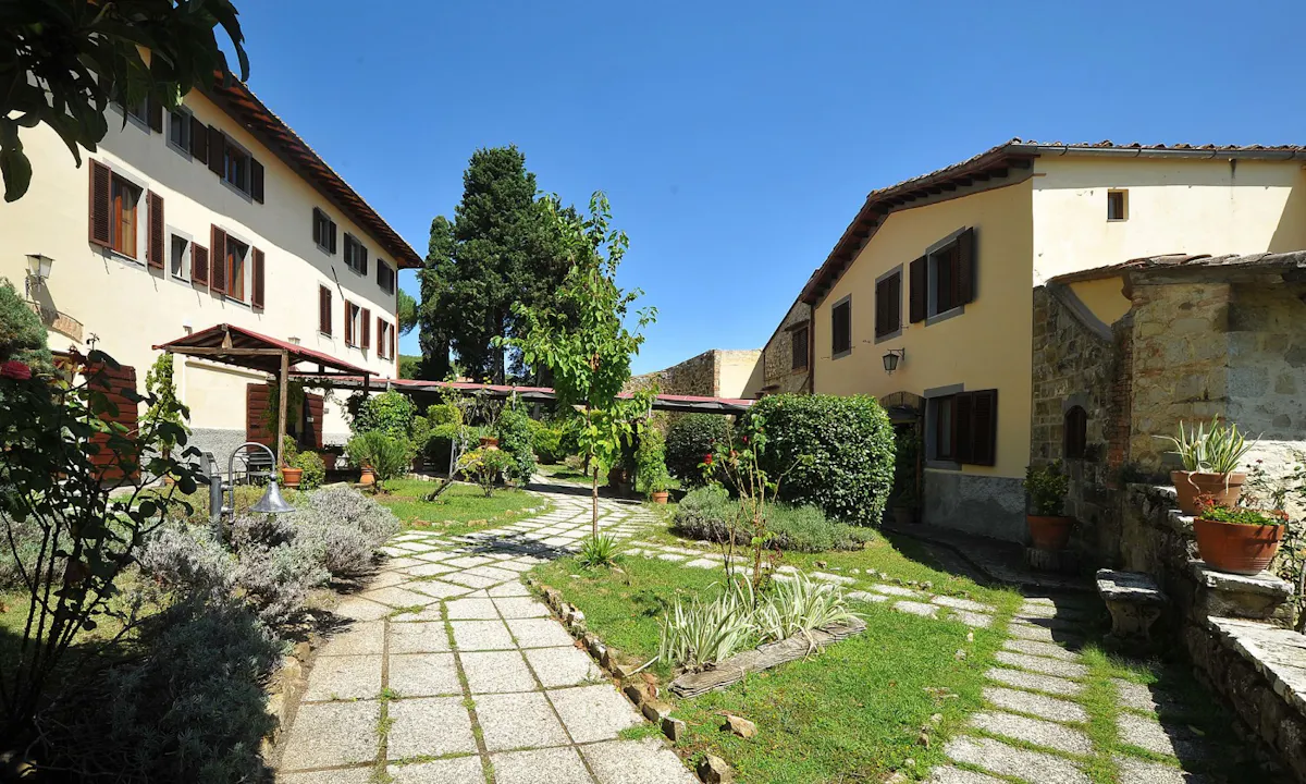 Dinner in the Chianti vineyards-1