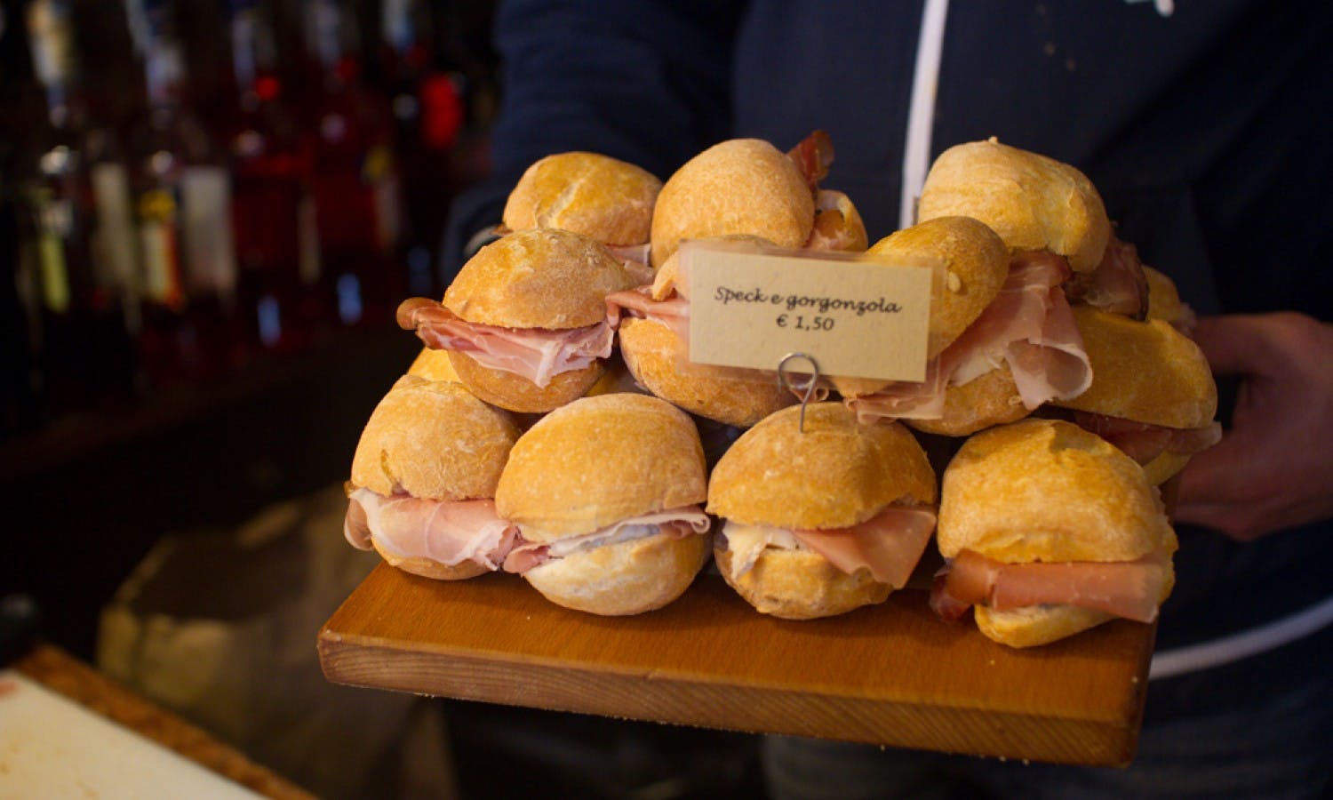 Venice food tour: Rialto market and cicchetti tasting with wine-3