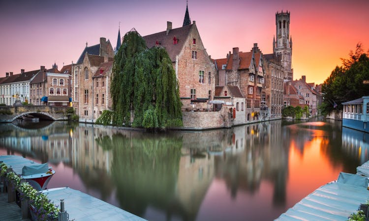 Guided visit of Bruges from Paris
