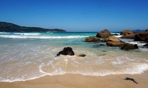 Praia Lopes Mendes, Ilha Grande.jpg