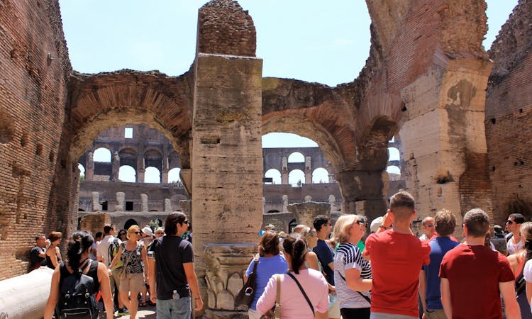 Skip-the-line Ancient Rome tour with Colosseum, Pantheon and Piazza Navona