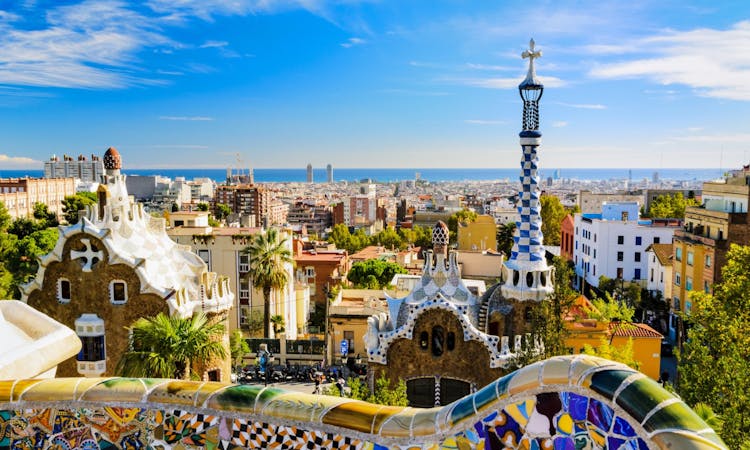Park Güell and Sagrada Familia tickets and guided tour