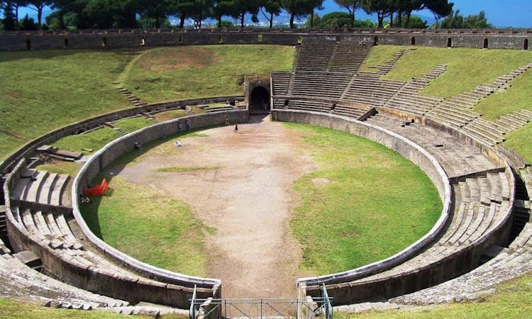 Pompeii 2-hour private tour