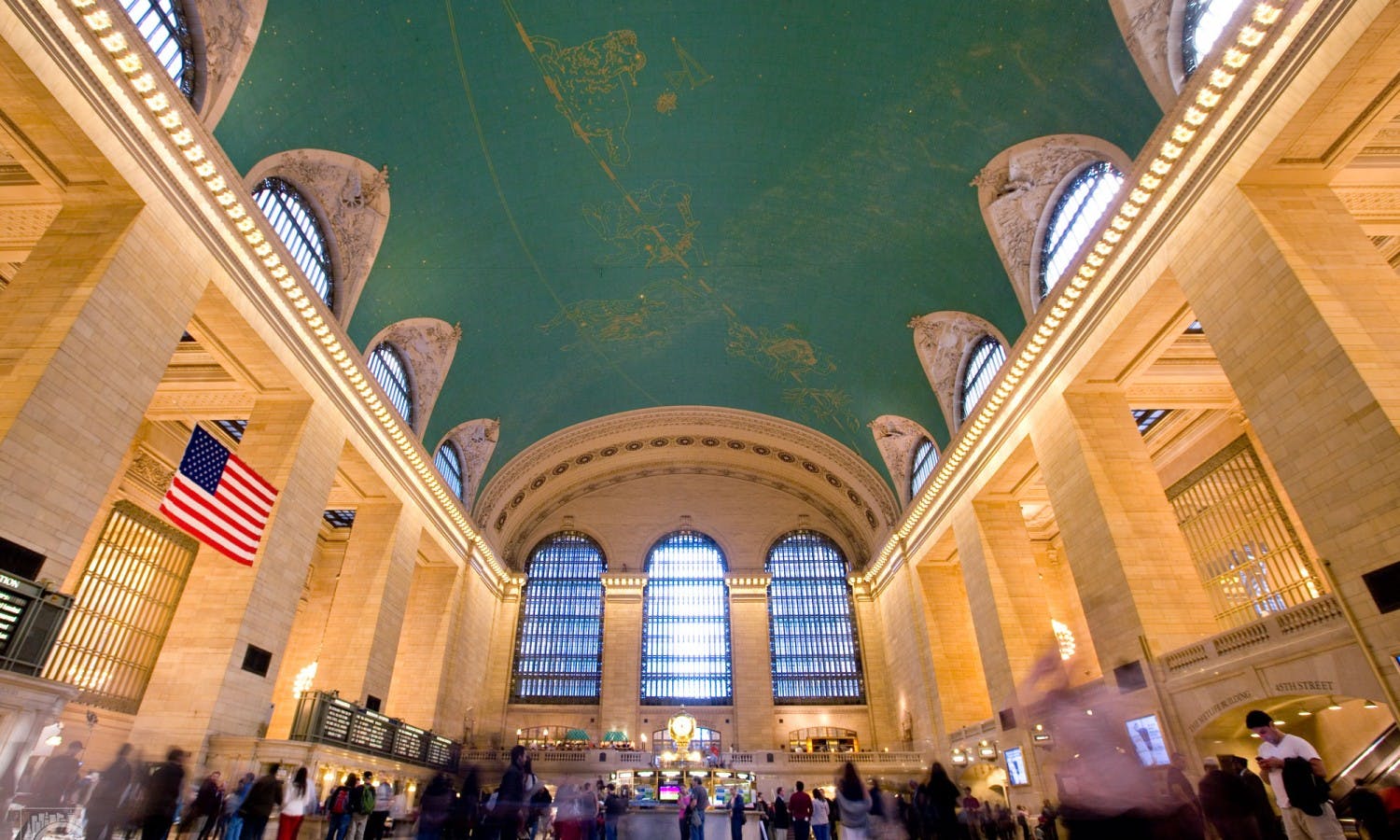 nycphotosafari_grandcentral3.jpg