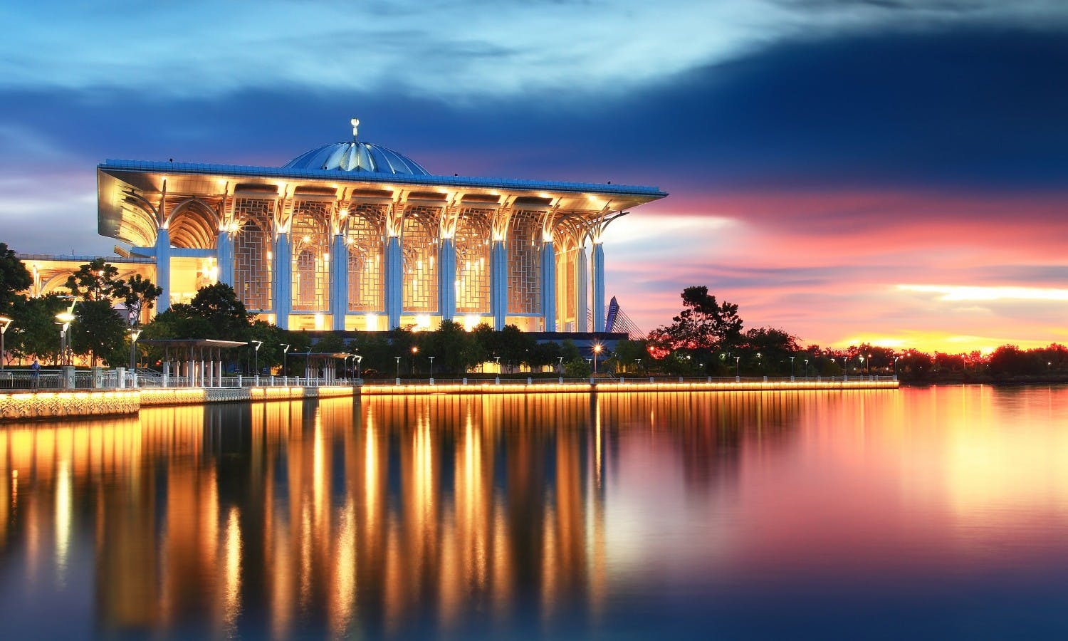 Putrajaya Tour with Lake Cruise from Kuala Lumpur-2