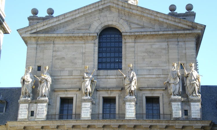Royal Monastery of El Escorial and the Valley of the Fallen tour from Madrid-3