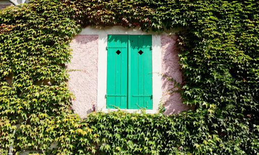 Monet's house in Giverny.jpg