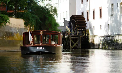 Prague city tour and river cruise7.jpg