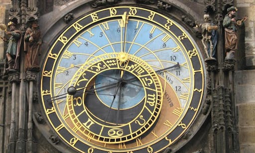 Prague full day sightseeing tour with river cruise and lunch4.jpg