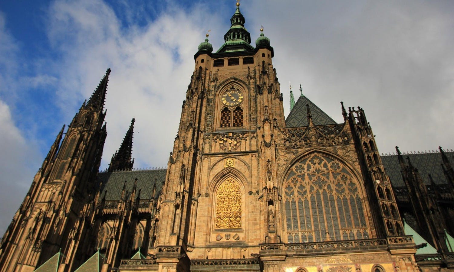 Prague full day sightseeing tour with river cruise and lunch8.jpg