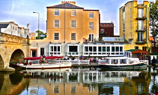 Boats Thames Oxford.jpeg