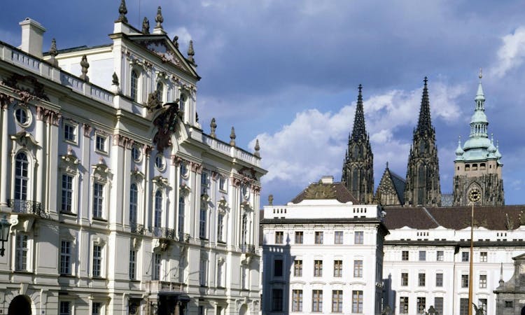 Prague Castle in detail walking tour