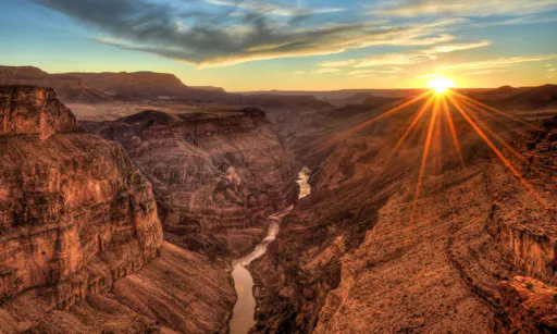 Grand Canyon south rim and helicopter2.jpg