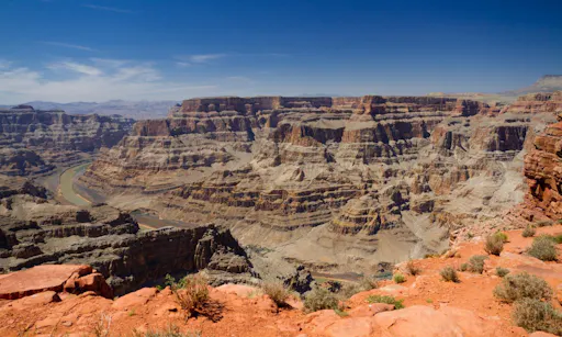 Grand Canyon West Rim bus tour with Skywalk4.jpg