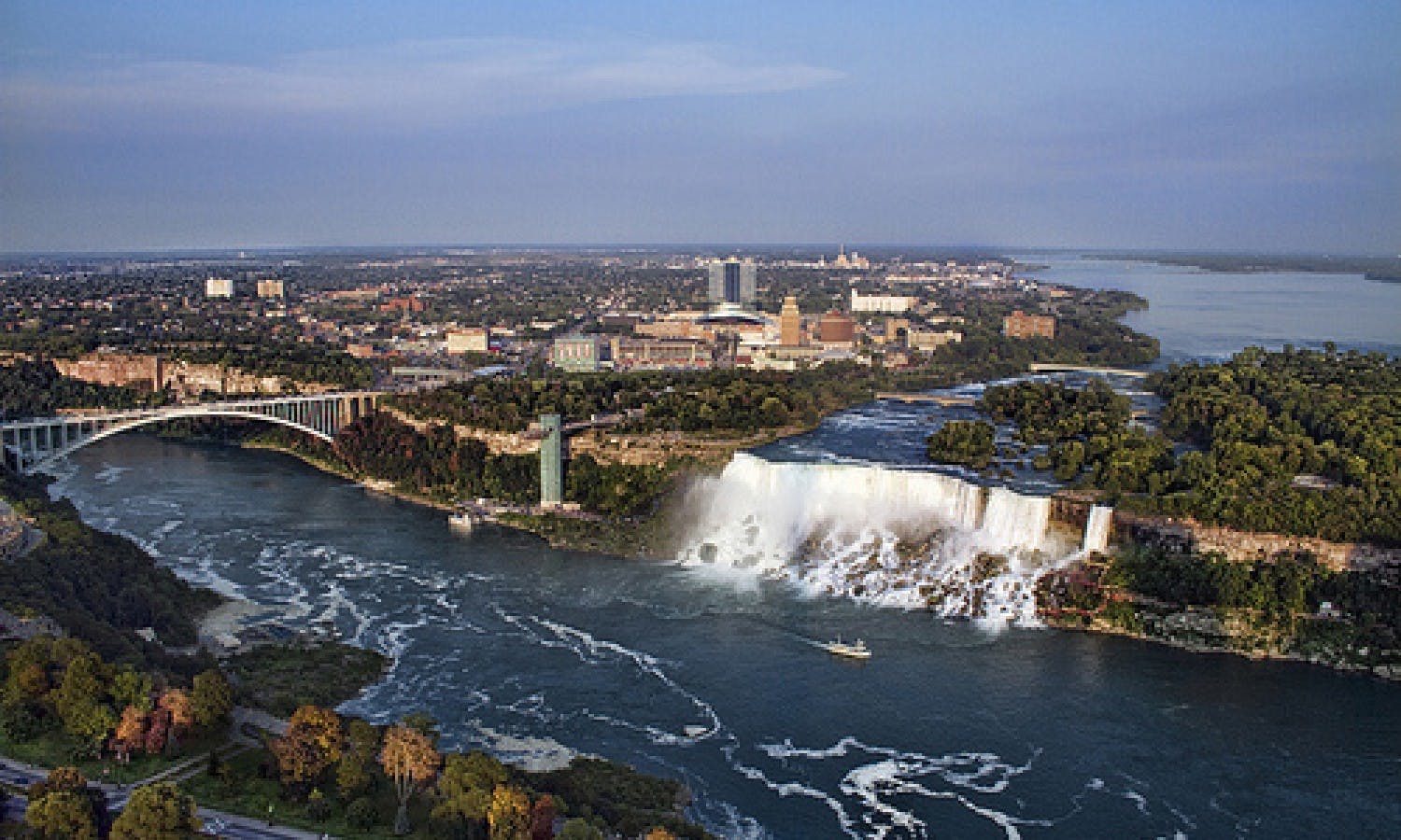 Niagara Falls Maid in America tour1.jpg