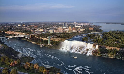 Niagara Falls Maid in America tour1.jpg