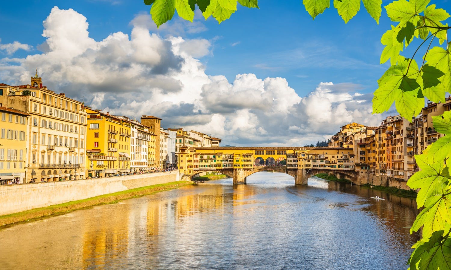 Arno river in Florence (1).jpg