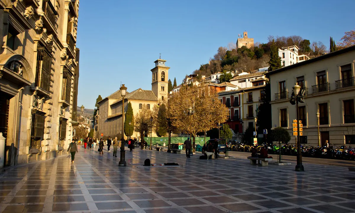 Tapas walking tour in Granada-1