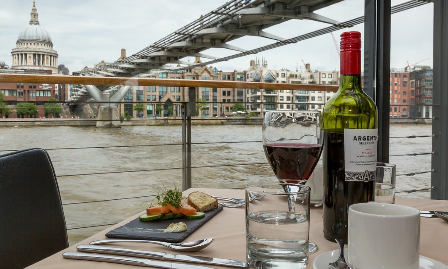 London: lunch cruise on the River Thames-1