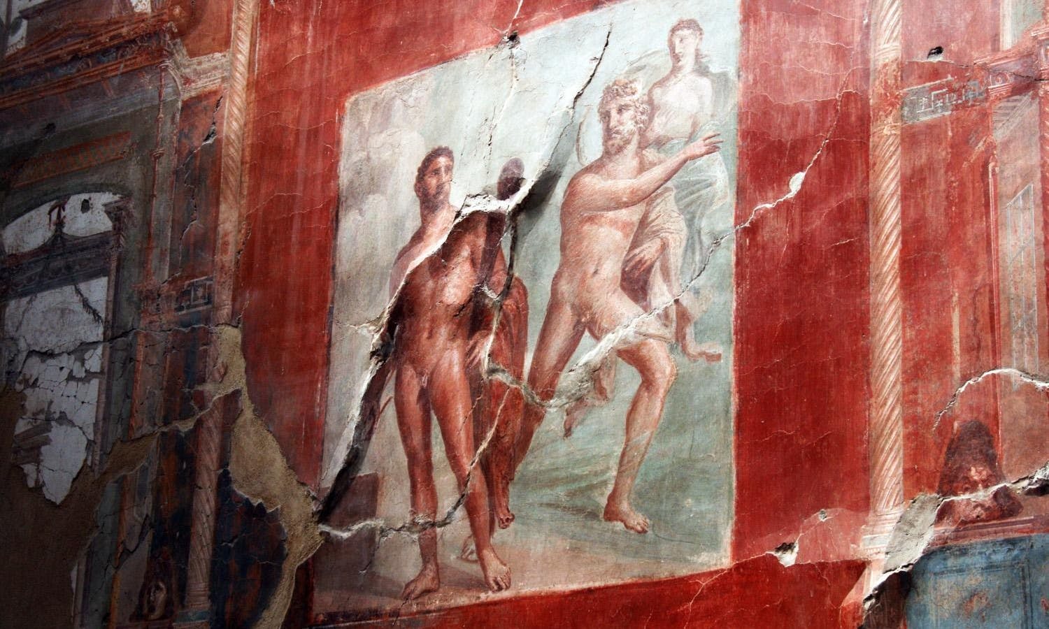 Unesco jewels: Pompeii and Naples tour