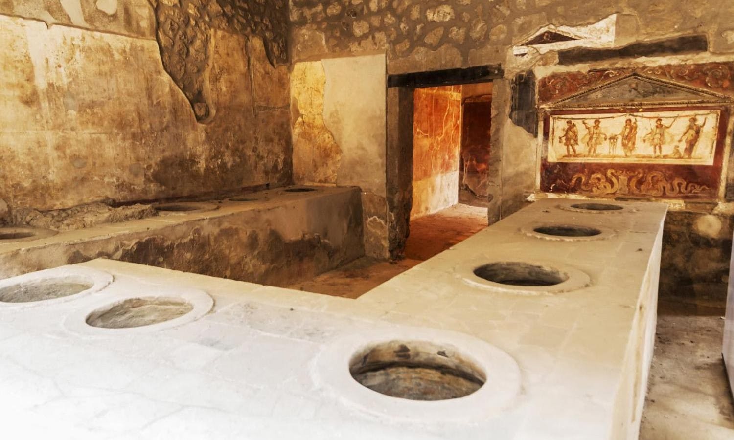 Unesco jewels: Pompeii and Naples tour